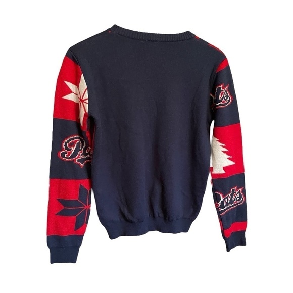 Regina Pats Pullover Crew Neck Christmas Sweater - Size XS - Picture 2 of 9